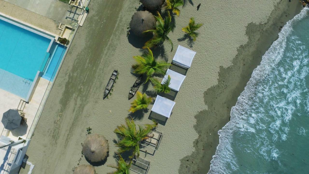 Loa Tolu By Bernalo Hotels Exteriör bild